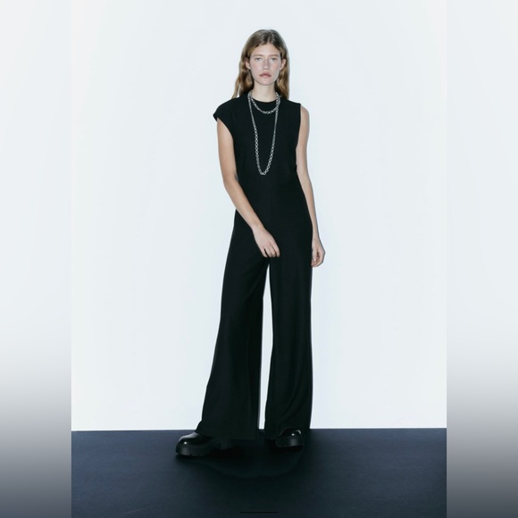 Zara long crepe jumpsuit sm - Picture 1 of 1